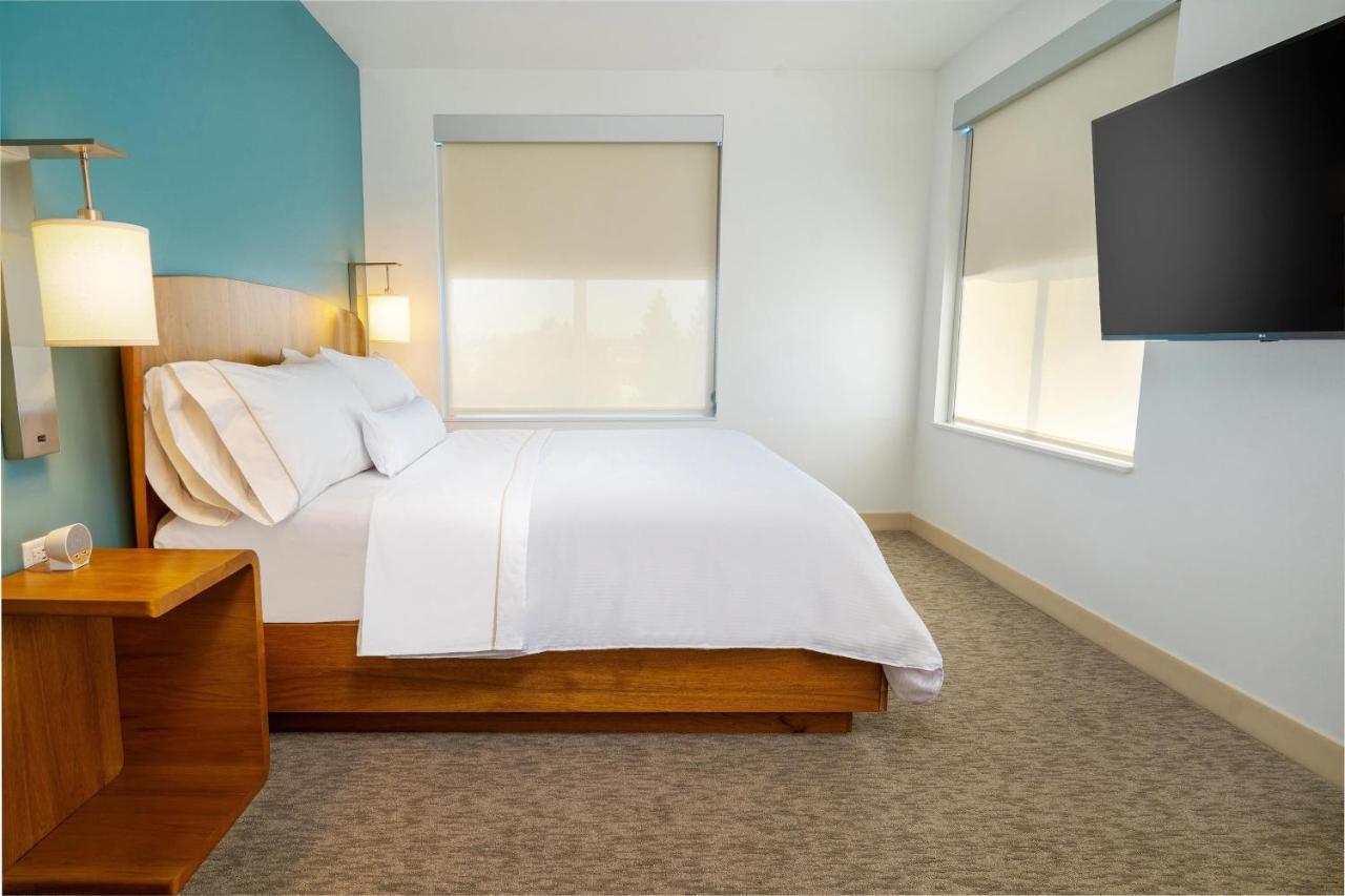 Element Sacramento Airport Hotel Exterior foto